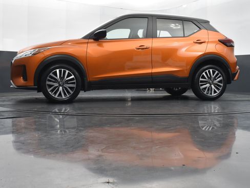 Used 2023 Nissan Kicks SV image 36