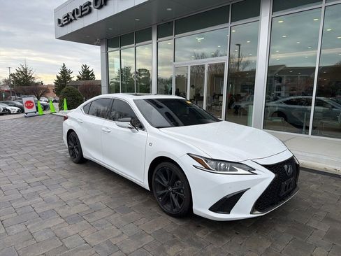Used 2022 Lexus ES 350 F Sport w/ Accessory Package image 3