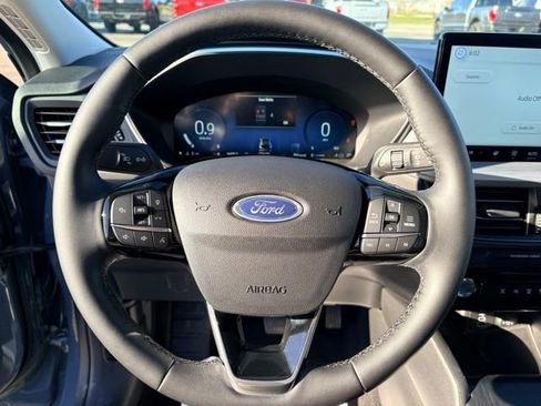 Used 2025 Ford Escape Platinum image 26