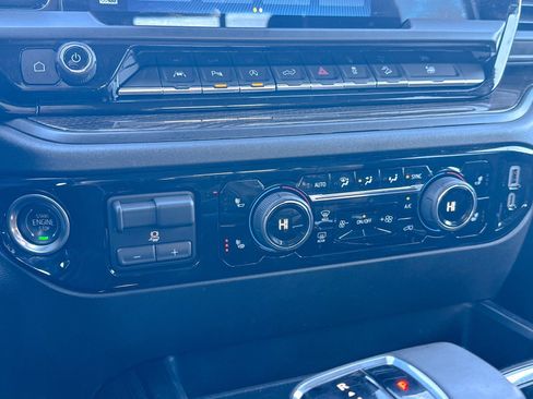 Certified 2024 Chevrolet Silverado 1500 RST image 31