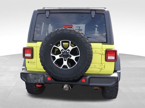Used 2022 Jeep Wrangler Unlimited Rubicon w/ Cold Weather Group image 19
