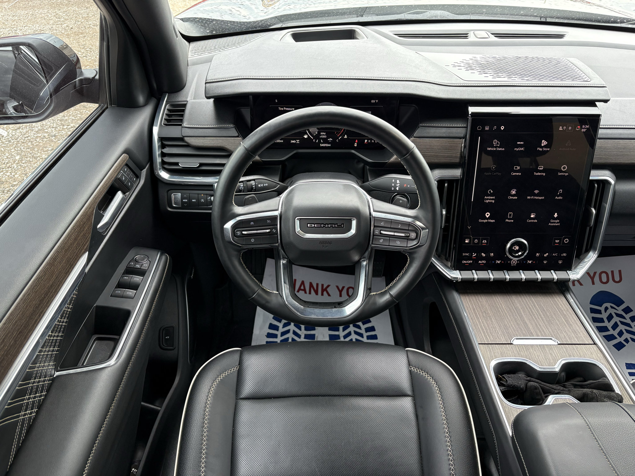 Used 2024 GMC Acadia Denali w/ LPO, Floor Liner Package AWD/4WD image 9