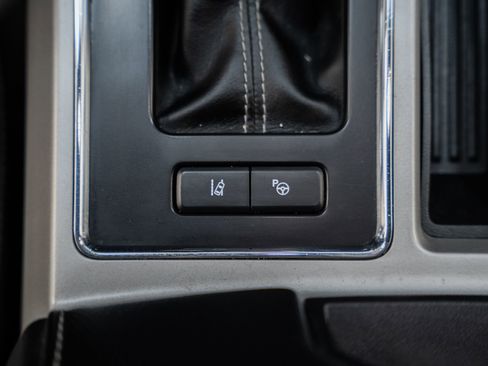 Used 2019 Ford F150 Lariat w/ Equipment Group 502A Luxury image 38