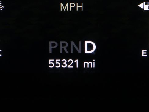 Used 2020 Jeep Wrangler Sport image 25