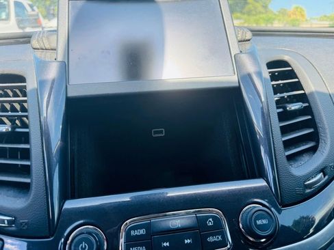 Used 2019 Chevrolet Impala LT FWD image 20