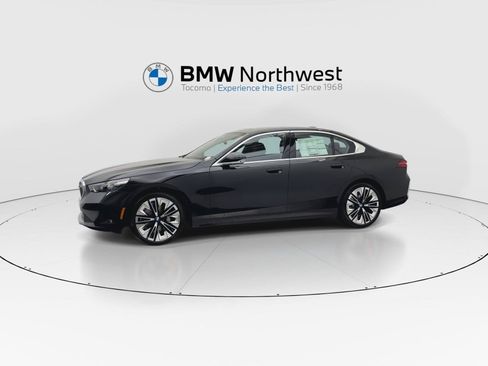 New 2027 BMW 530i xDrive w/ Premium Package AWD/4WD image 10