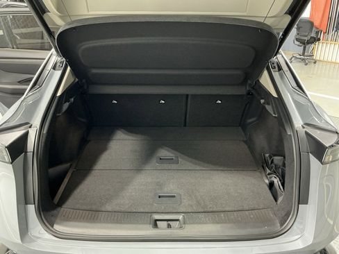 Used 2024 Nissan Ariya FWD image 34