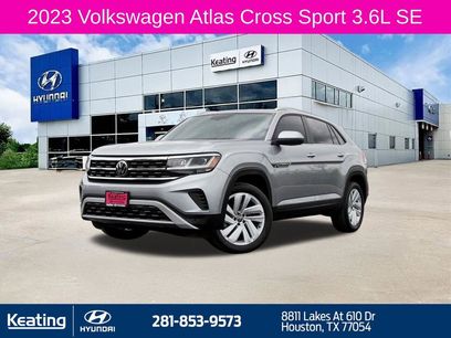 Used 2023 Volkswagen Atlas Cross Sport SE w/ Panoramic Sunroof Package