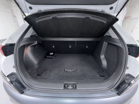 Used 2023 Hyundai Kona Limited AWD/4WD image 19