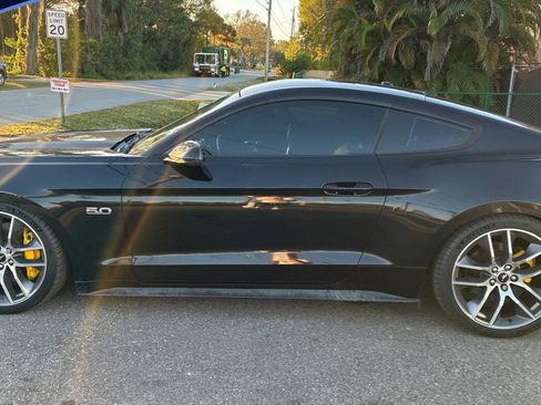 Used 2015 Ford Mustang GT Premium w/ Equipment Group 401A image 17