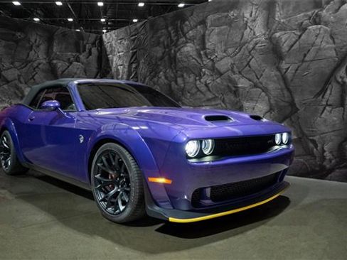 New 2023 Dodge Challenger SRT Hellcat image 9
