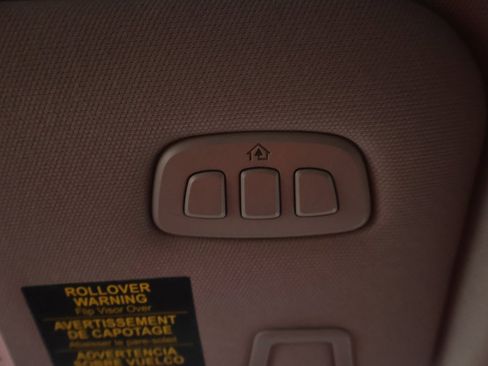 Used 2022 Lincoln Corsair Standard w/ Equipment Group 101A image 46