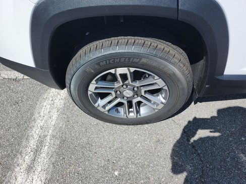 Used 2027 GMC Terrain Elevation FWD image 5