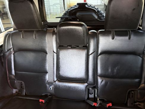 Used 2019 Jeep Wrangler Unlimited Rubicon w/ Uconnect 4C Nav & Sound Group image 20