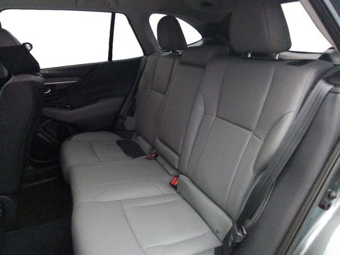 Used 2025 Subaru Outback Limited image 13