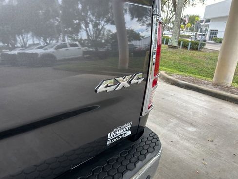 Used 2014 RAM 2500 Big Horn image 21