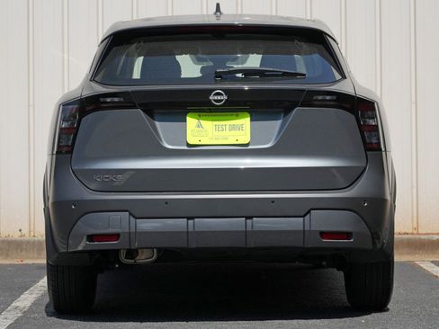 Used 2025 Nissan Kicks S FWD image 10
