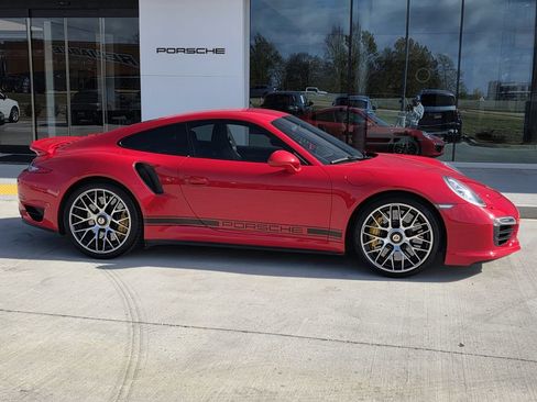 Used 2014 Porsche 911 Turbo image 7