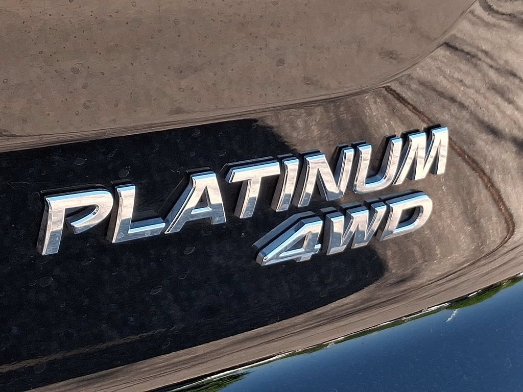 Certified 2025 Nissan Pathfinder Platinum w/ Cargo Package AWD/4WD image 32