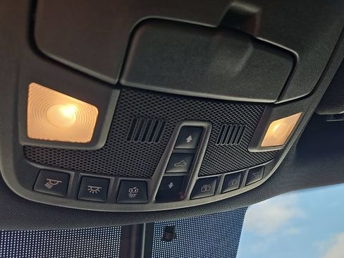 Used 2018 Ford Expedition Max Limited RWD image 17
