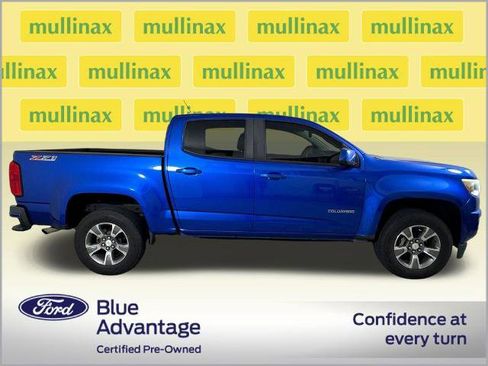 Used 2019 Chevrolet Colorado Z71 AWD/4WD image 2