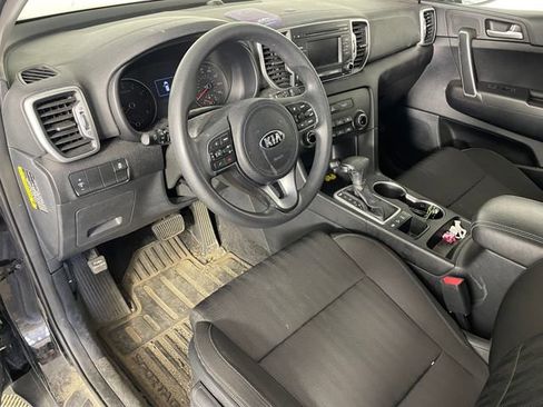 Used 2017 Kia Sportage LX AWD/4WD image 3