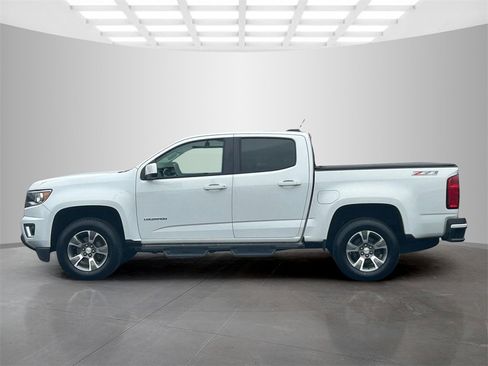 Used 2019 Chevrolet Colorado Z71 image 2