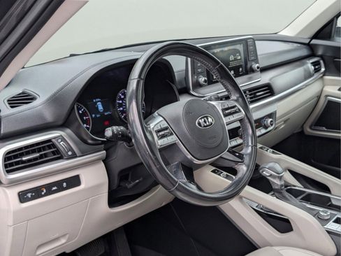 Used 2020 Kia Telluride S image 12