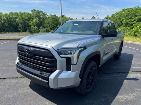 New 2026 Toyota Tundra Limited AWD/4WD image 7