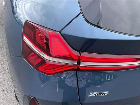 Used 2026 BMW X3 xDrive30 w/ Premium Package image 32