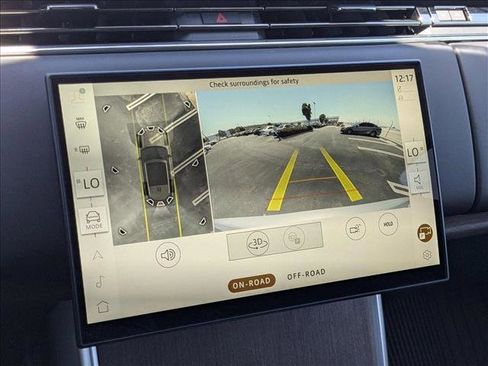 New 2025 Land Rover Range Rover SE image 14