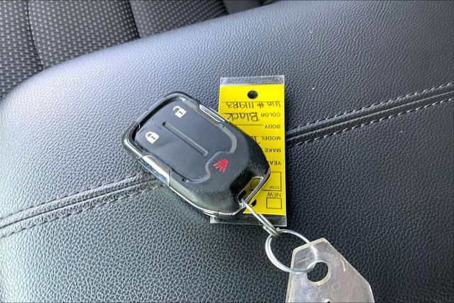Used 2024 GMC Terrain SLE w/ Elevation Edition FWD image 10