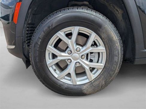 Used 2023 Jeep Grand Cherokee L Limited w/ Trailer Tow Group (B) AWD/4WD image 27
