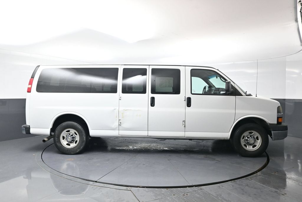 Used 2014 Chevrolet Express 3500 LT w/ LT Preferred Equipment Group RWD image 2
