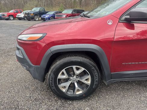 Used 2014 Jeep Cherokee Trailhawk w/ Leather Interior Group image 6