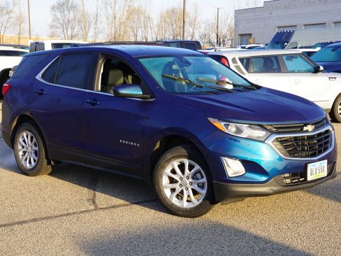 Used 2020 Chevrolet Equinox LT image 1
