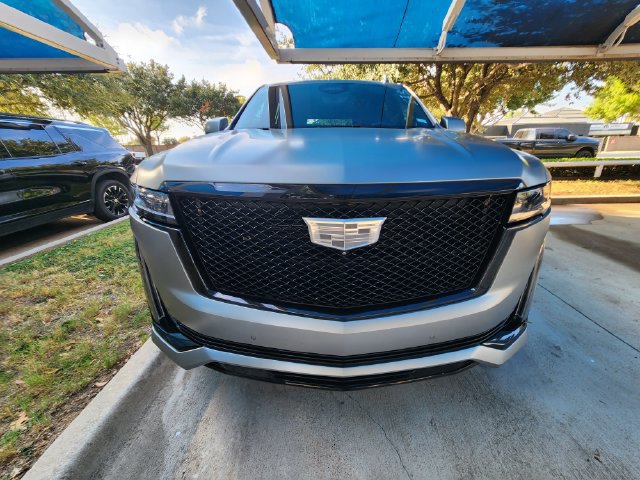 Used 2023 Cadillac Escalade Sport w/ Touring Package AWD/4WD image 2
