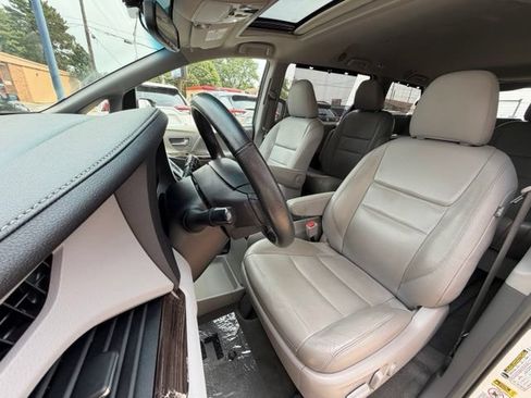 Used 2016 Toyota Sienna XLE w/ Outdoor Package AWD/4WD image 9