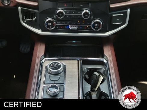 Used 2022 Ford Expedition Limited AWD/4WD image 24