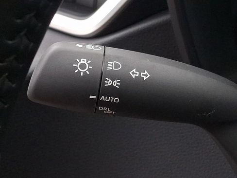 Used 2026 Toyota Corolla SE FWD image 20