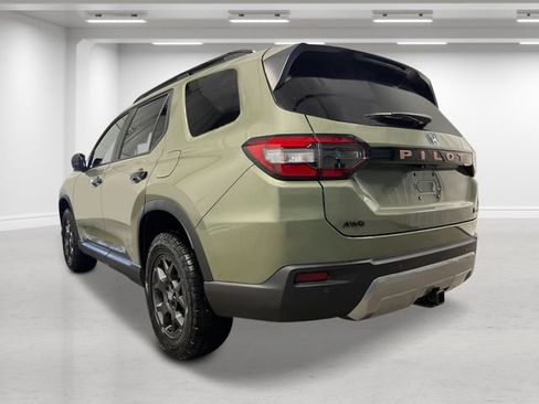 New 2026 Honda Pilot TrailSport image 3