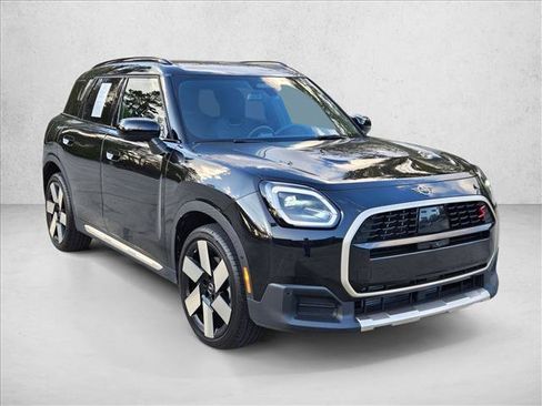 Certified 2025 MINI Cooper Countryman S w/ Comfort Package Max image 3