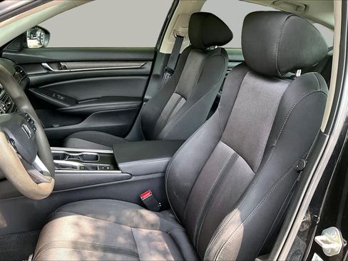 Used 2020 Honda Accord EX image 8