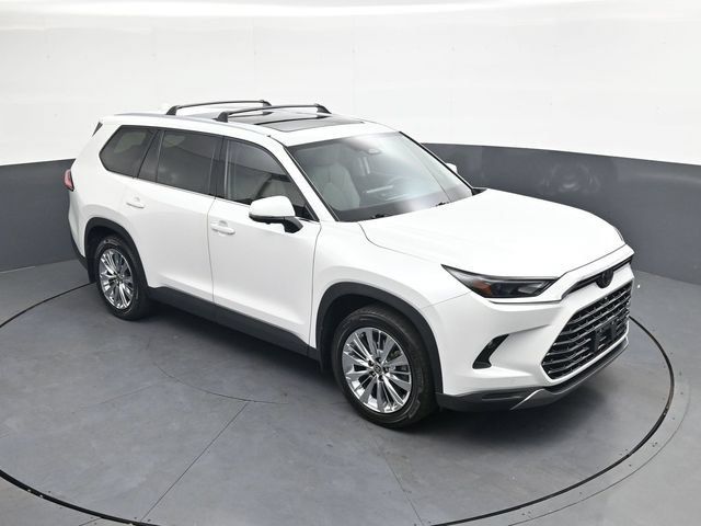 Used 2024 Toyota Grand Highlander AWD image 25
