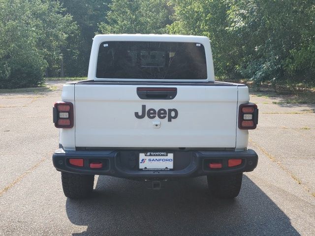 Used 2021 Jeep Gladiator Rubicon AWD/4WD image 4