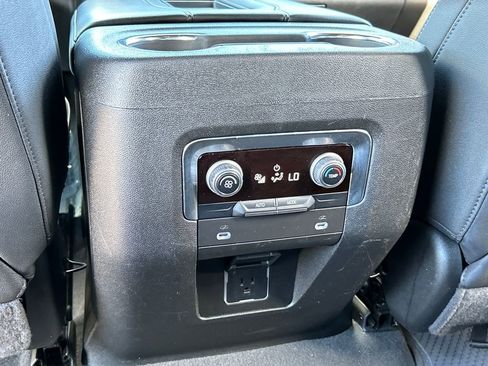 Used 2024 Chevrolet Tahoe LT image 21