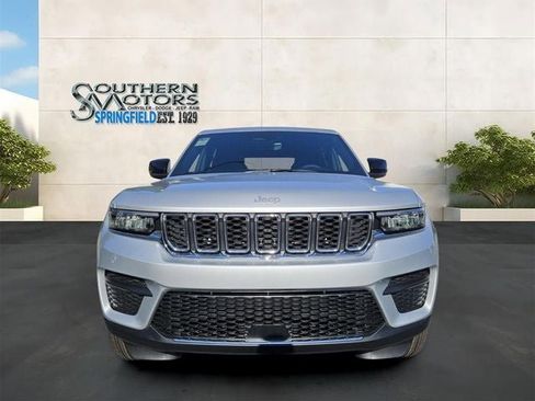 New 2026 Jeep Grand Cherokee Laredo X AWD/4WD image 8