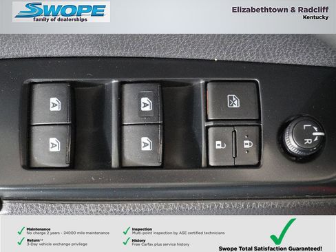 Used 2020 Toyota Camry SE image 15