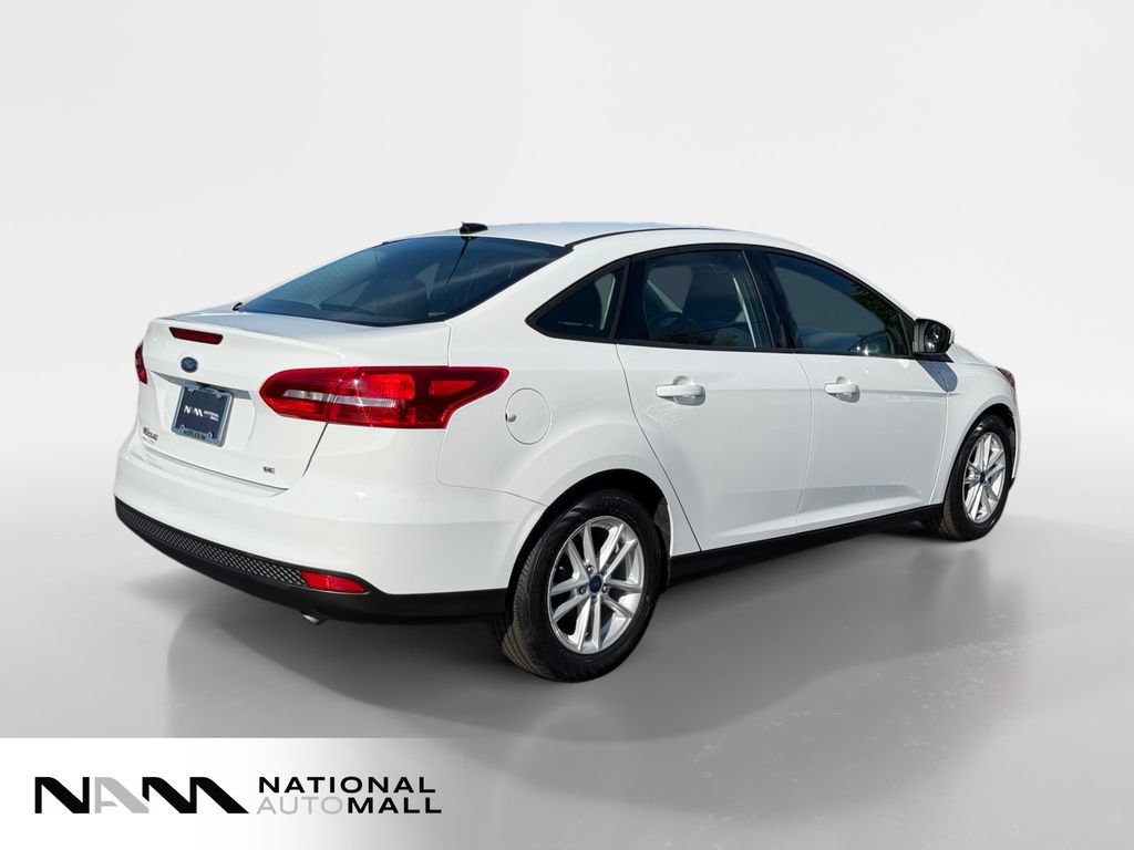 Used 2018 Ford Focus SE FWD image 5