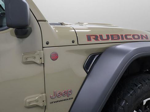 Used 2026 Jeep Wrangler Unlimited Rubicon AWD/4WD image 34